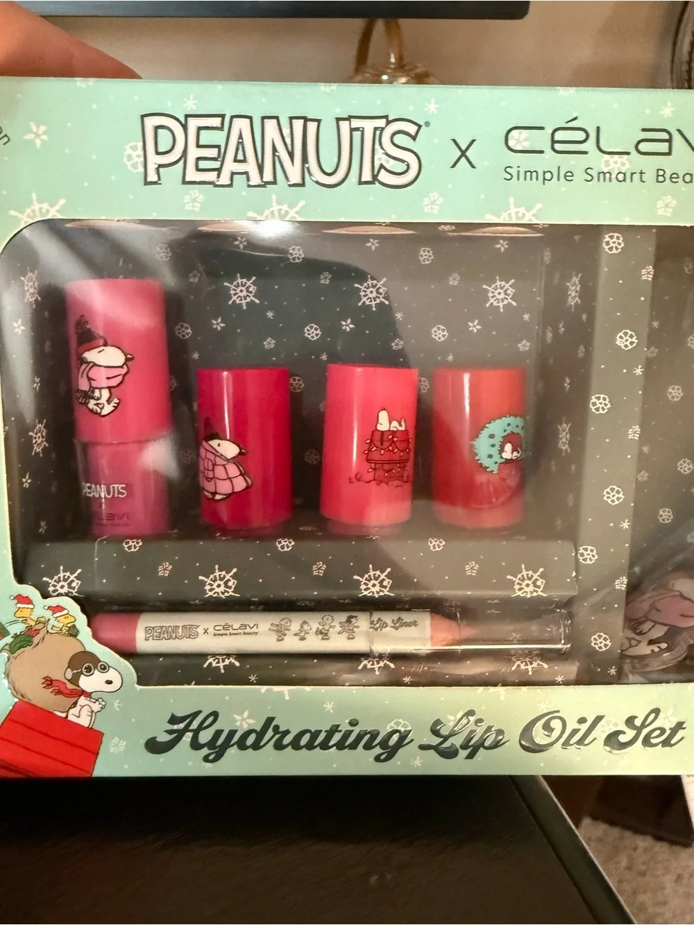 Peanuts x Célavi Hydrating Lip Oil Set - Bright Pink